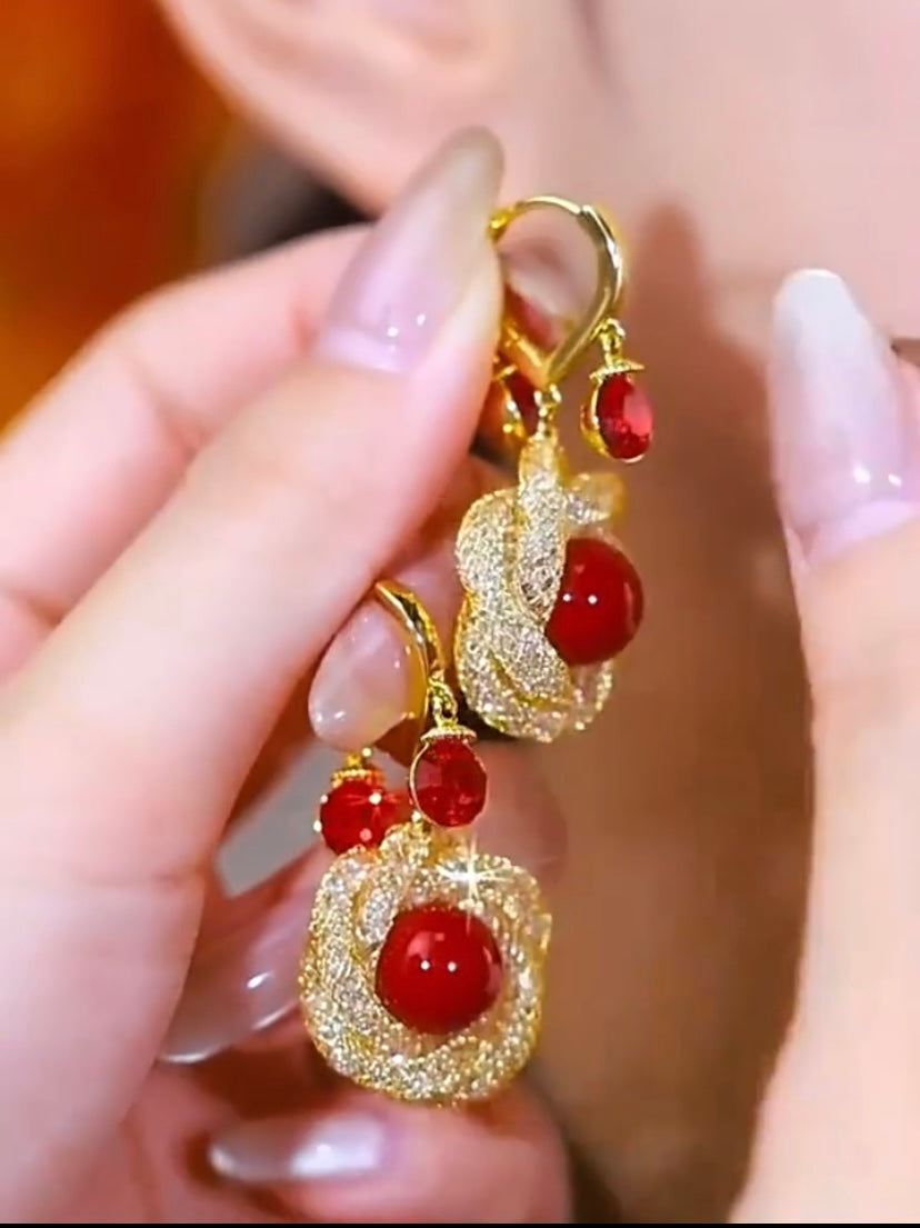 Zircon Earrings (24k gold plated)